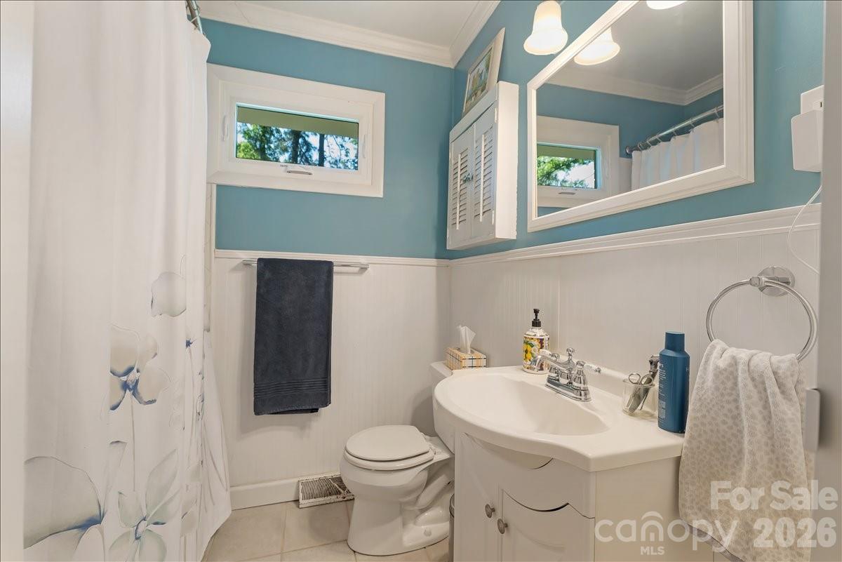 Seventeen Acres - Residential