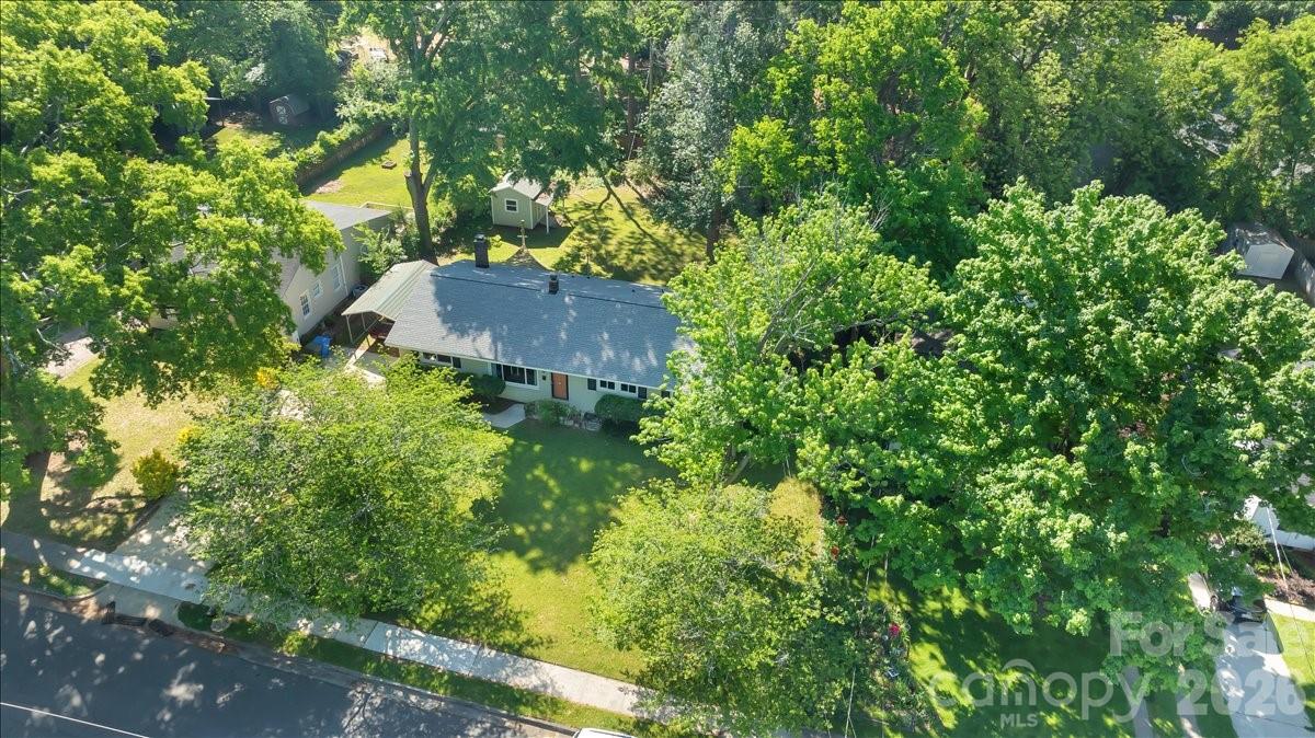 Seventeen Acres - Residential