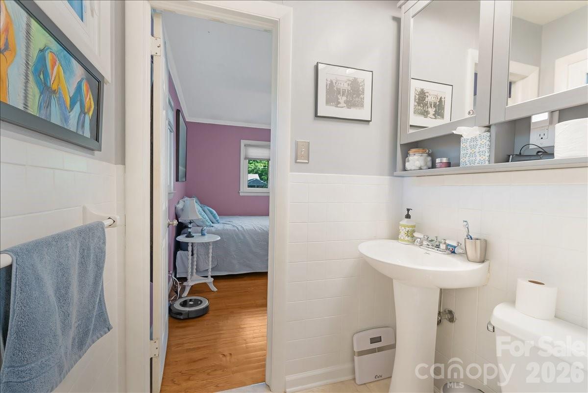 Seventeen Acres - Residential