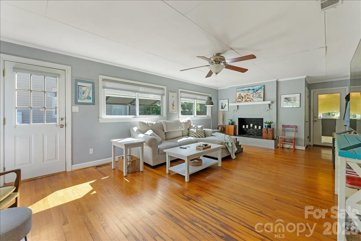 Seventeen Acres - Residential