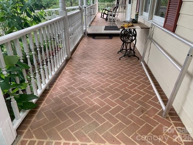 189 VALET Court