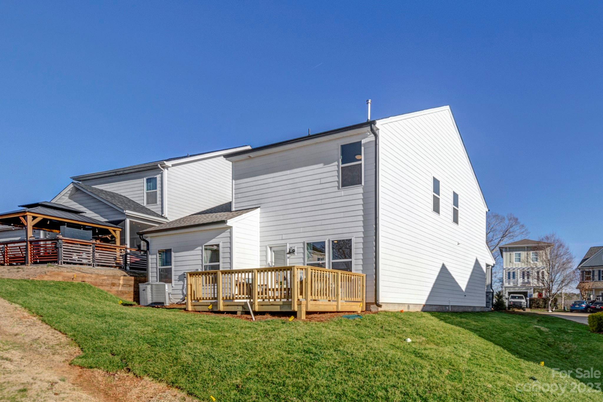 Edgewater - Residential