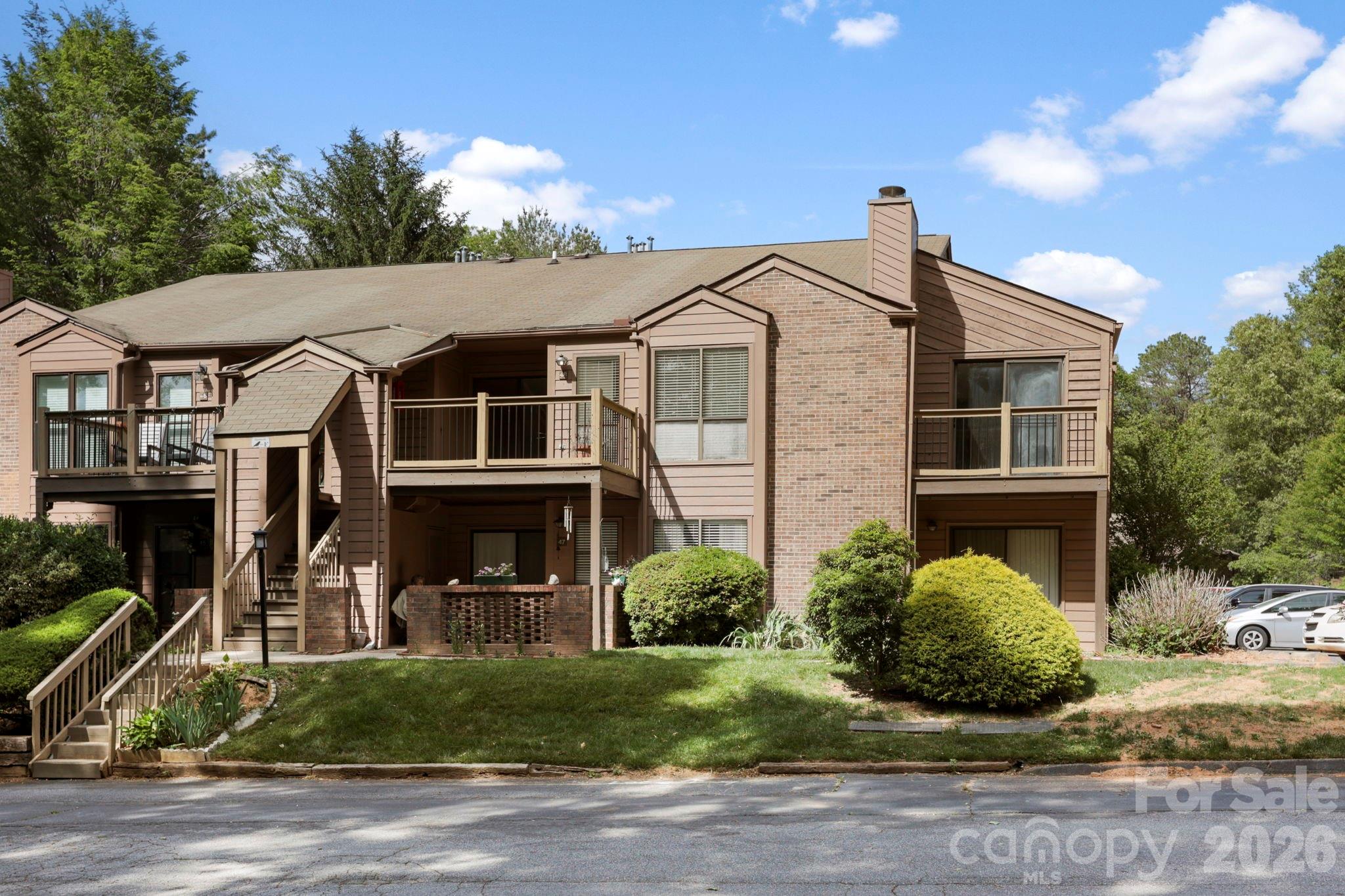 Ravencroft Condominiums - Residential