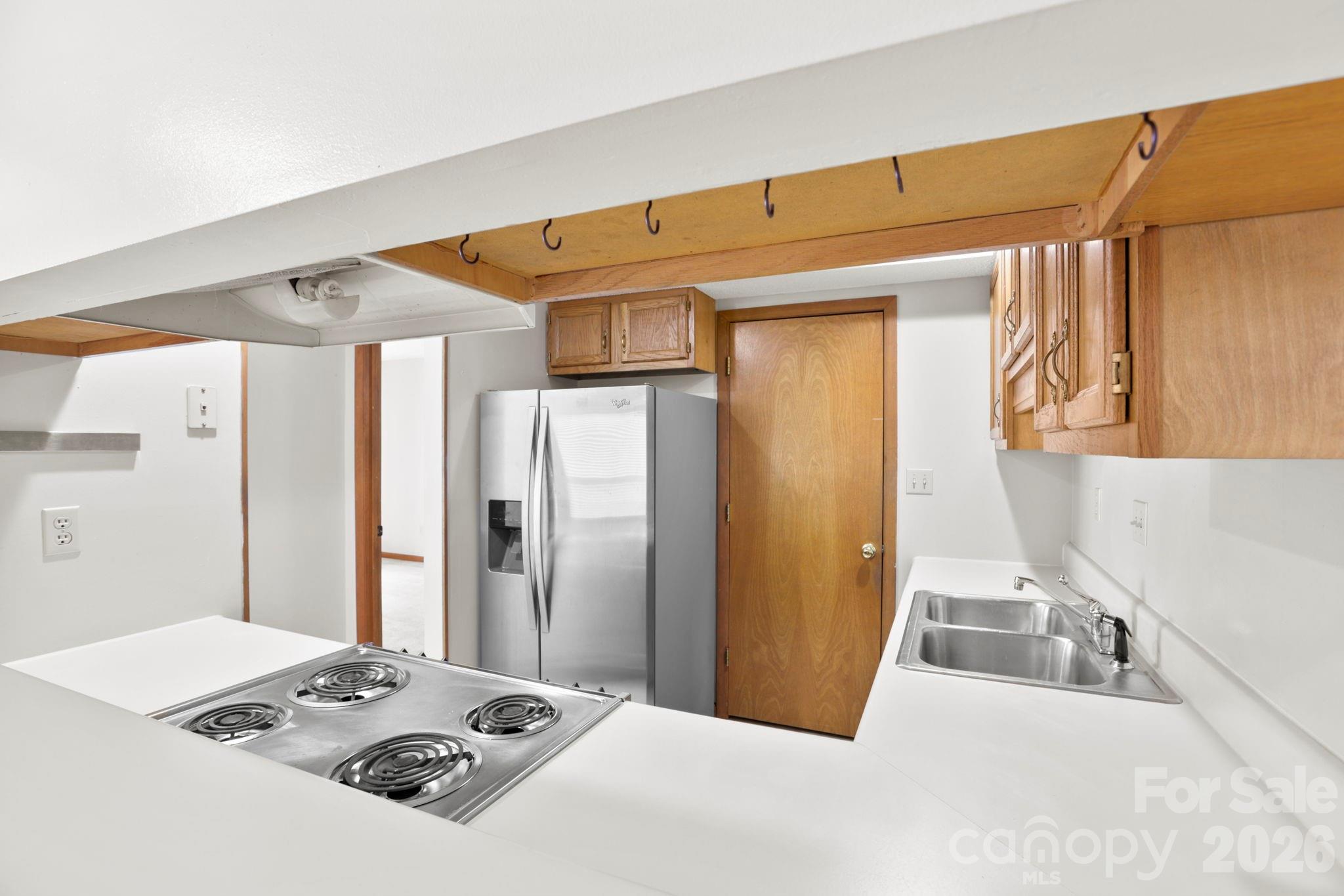 Ravencroft Condominiums - Residential