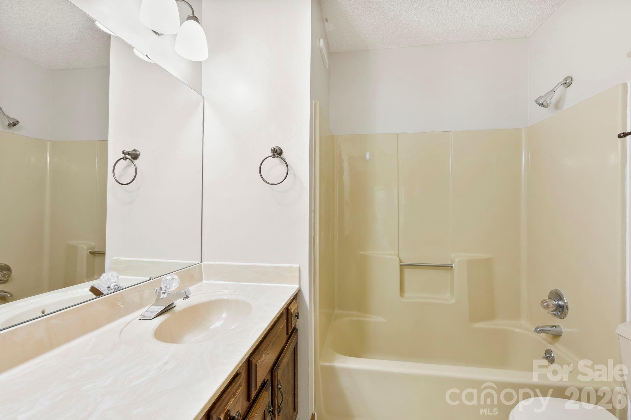 Ravencroft Condominiums - Residential