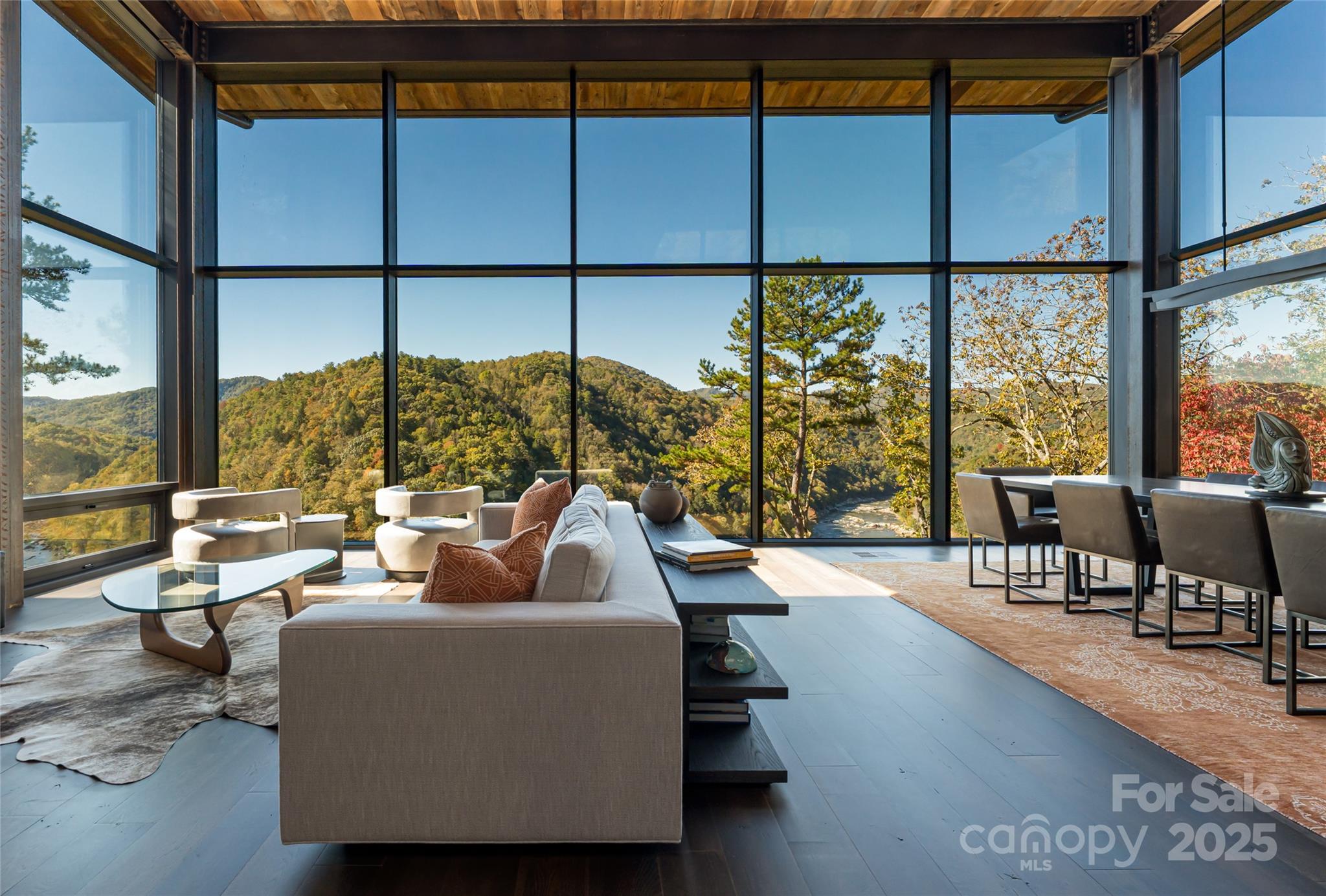 112 Moon Shadow Lane