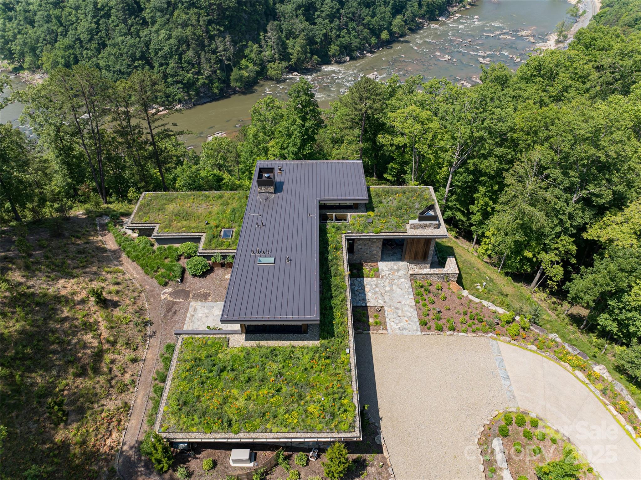 112 Moon Shadow Lane