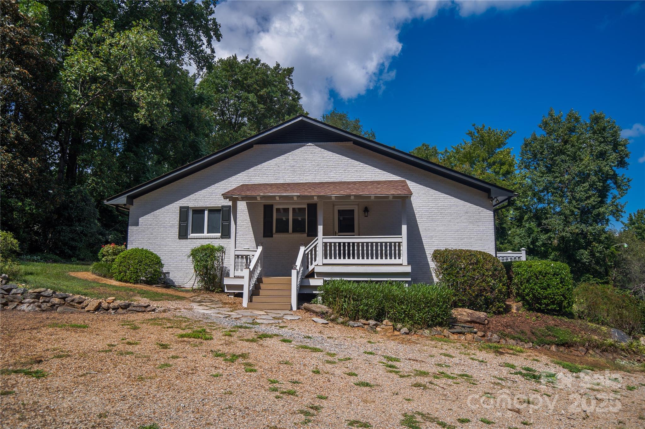 Poppy Slopes - Residential