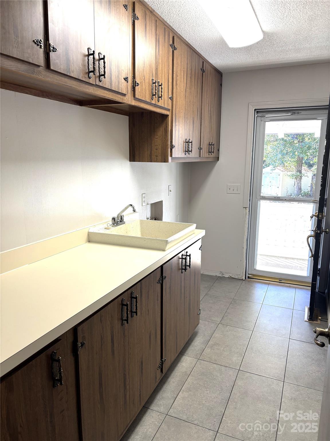 Poppy Slopes - Residential