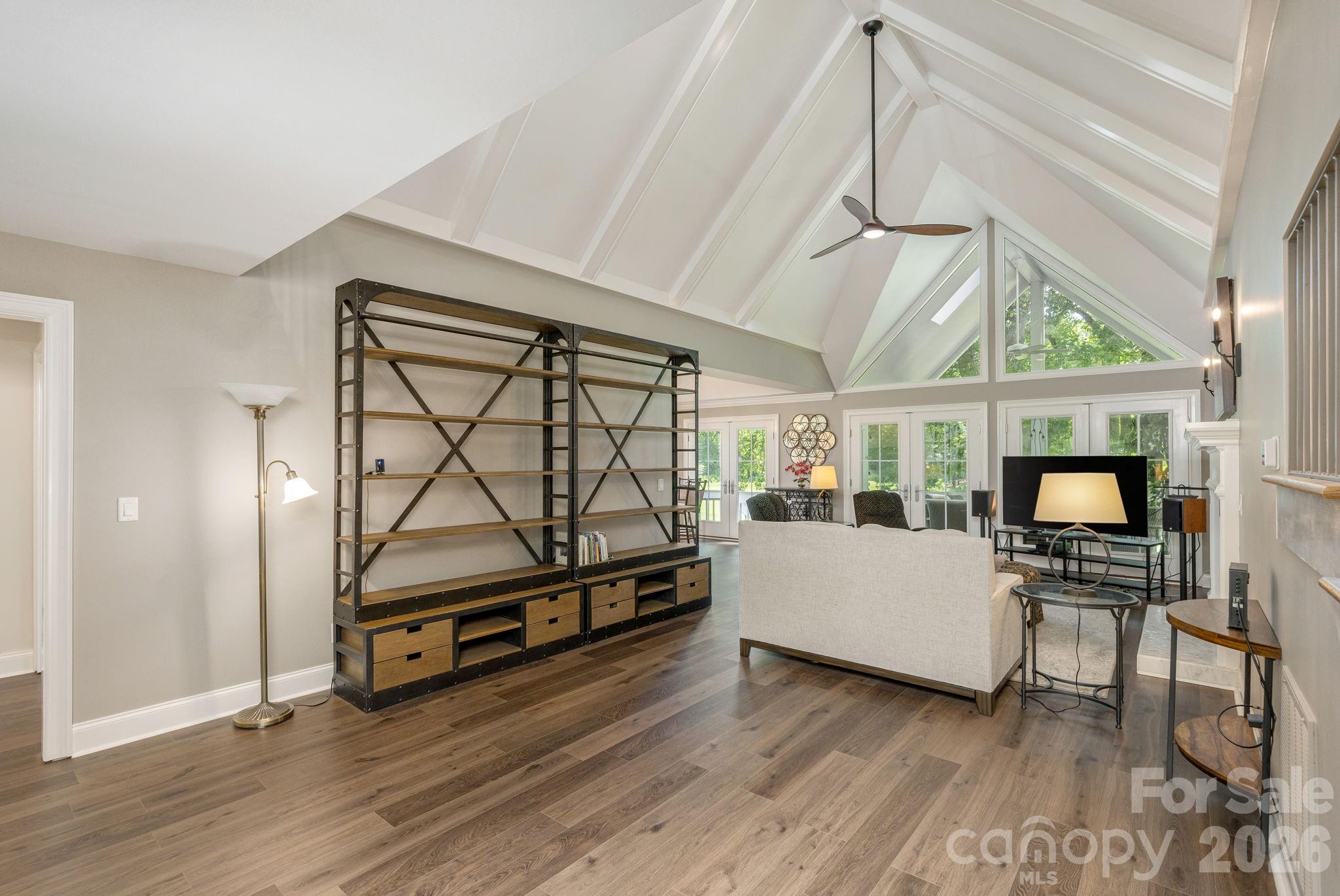 128 Overlook Drive