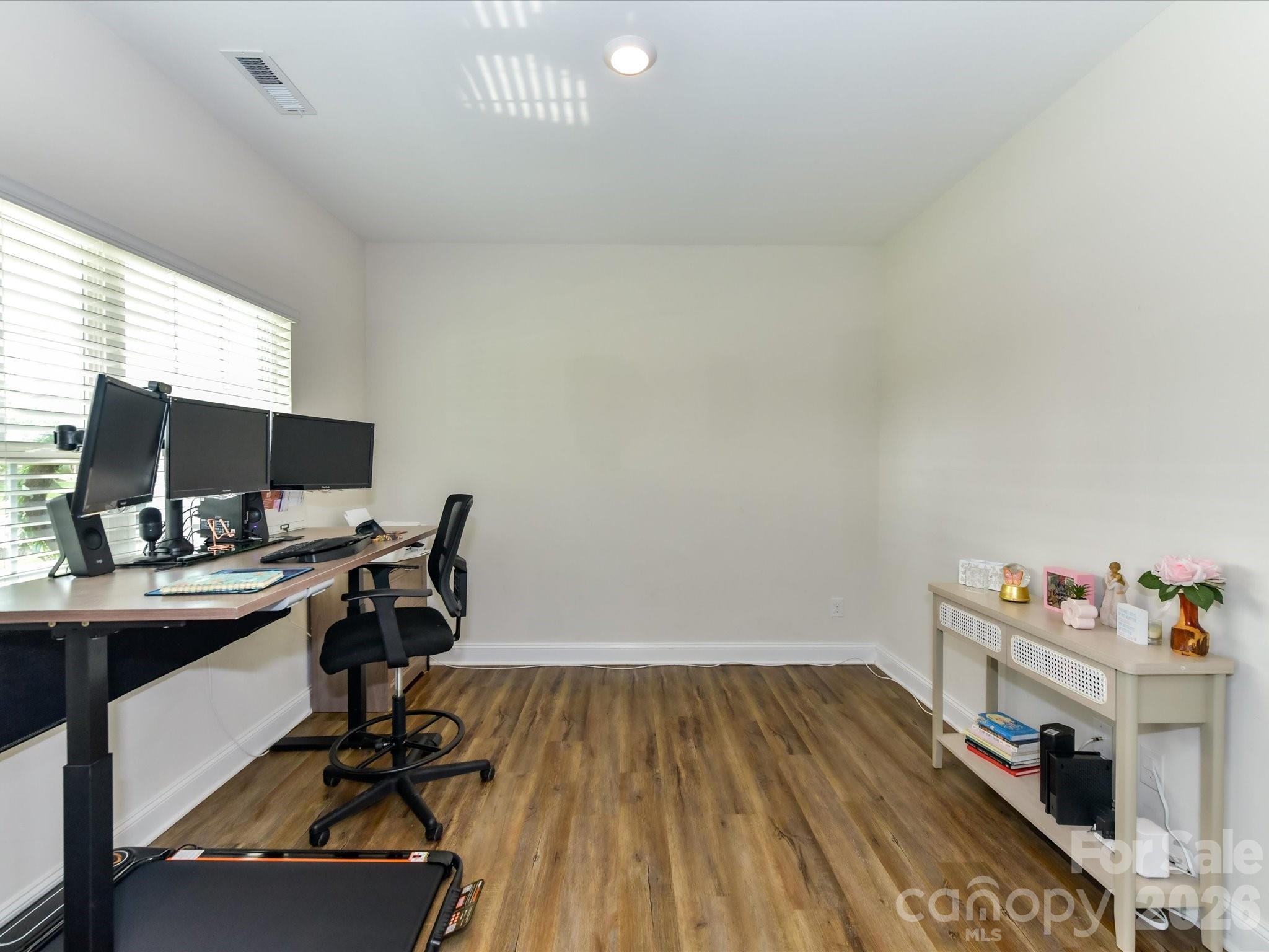 4129 Allenby Place