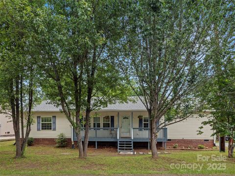 326 Justice Ridge Road Candler NC 28715