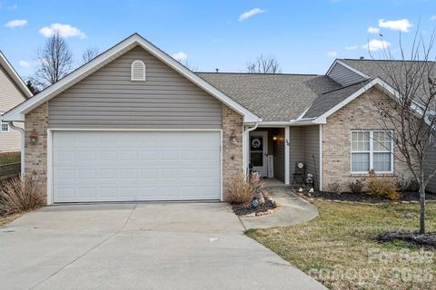 50 Farington Circle Fletcher NC 28732