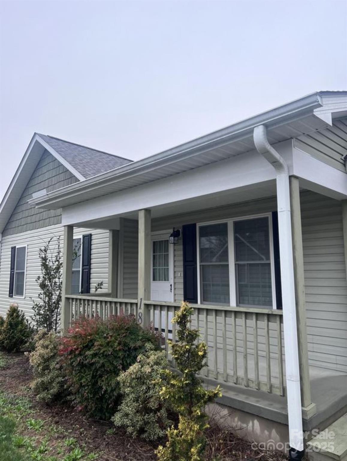 18 Trillium Meadows Lane