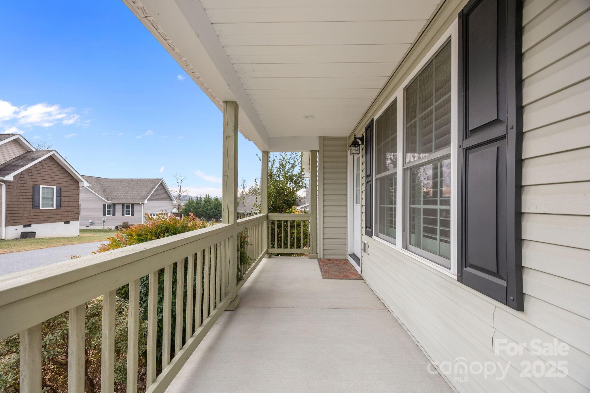 18 Trillium Meadows Lane