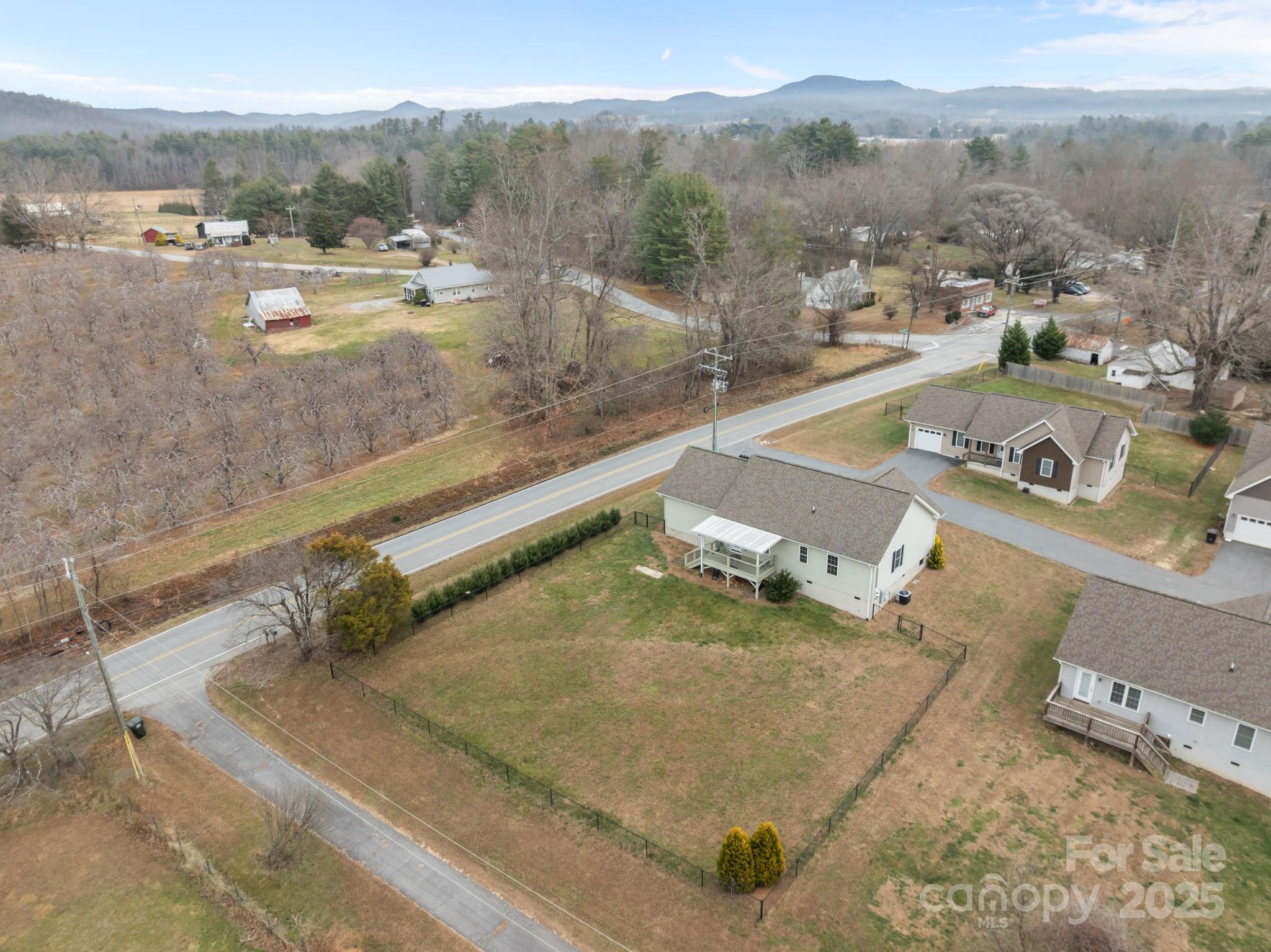 18 Trillium Meadows Lane