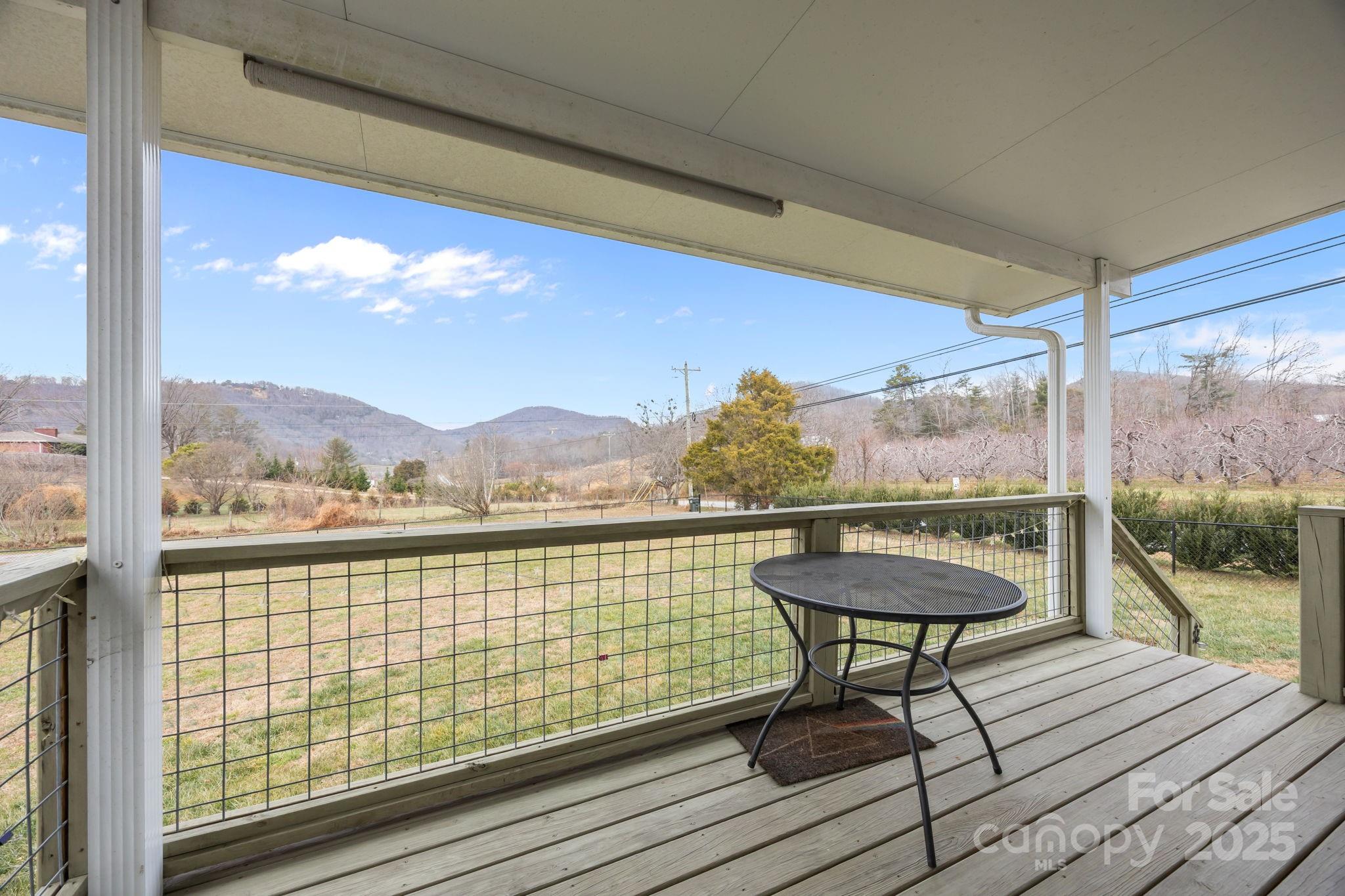 18 Trillium Meadows Lane