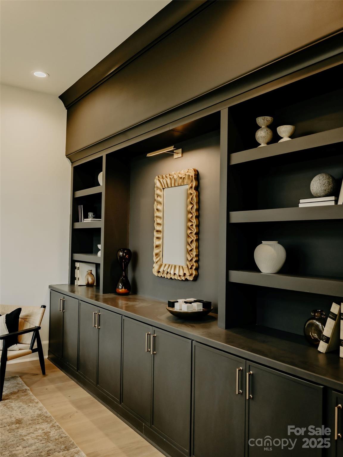 Lansdowne - Residential