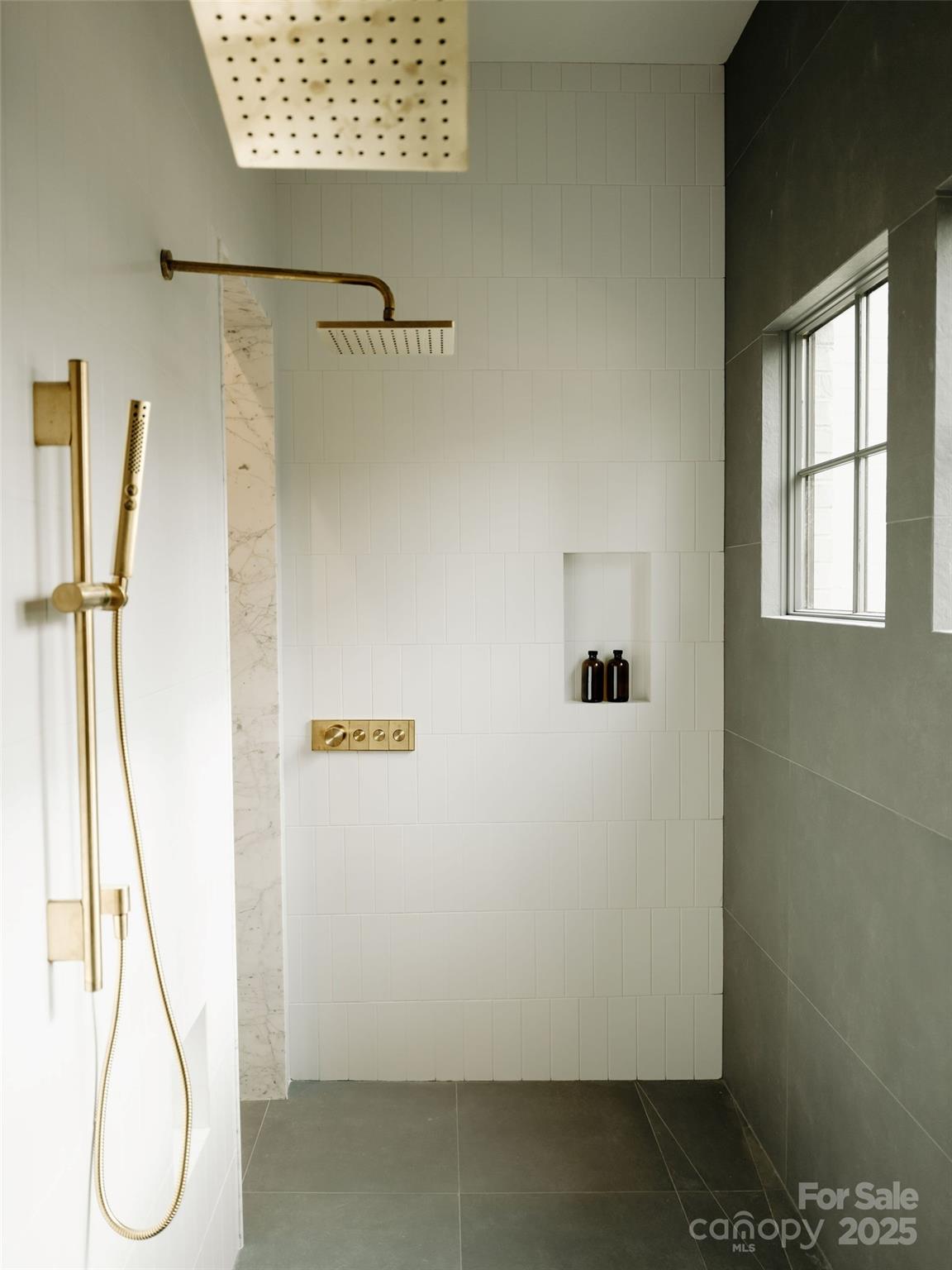 Lansdowne - Residential