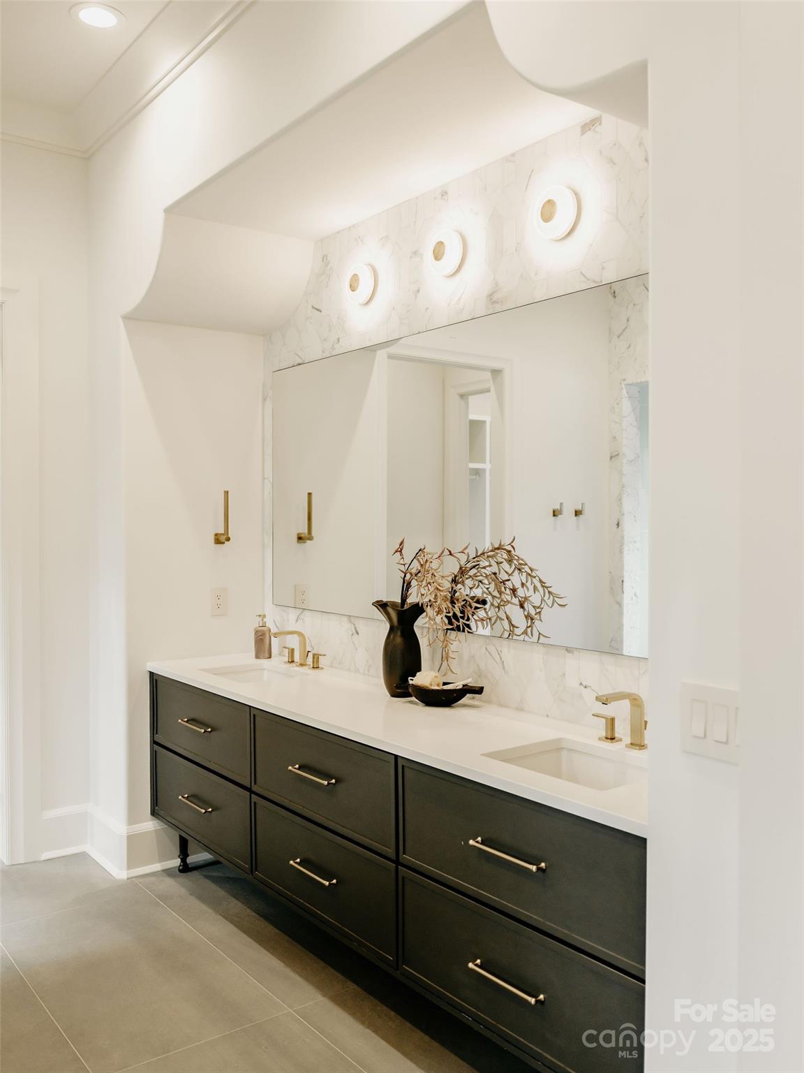 Lansdowne - Residential