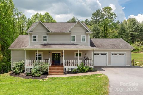 301 Wagram Place Hendersonville NC 28739