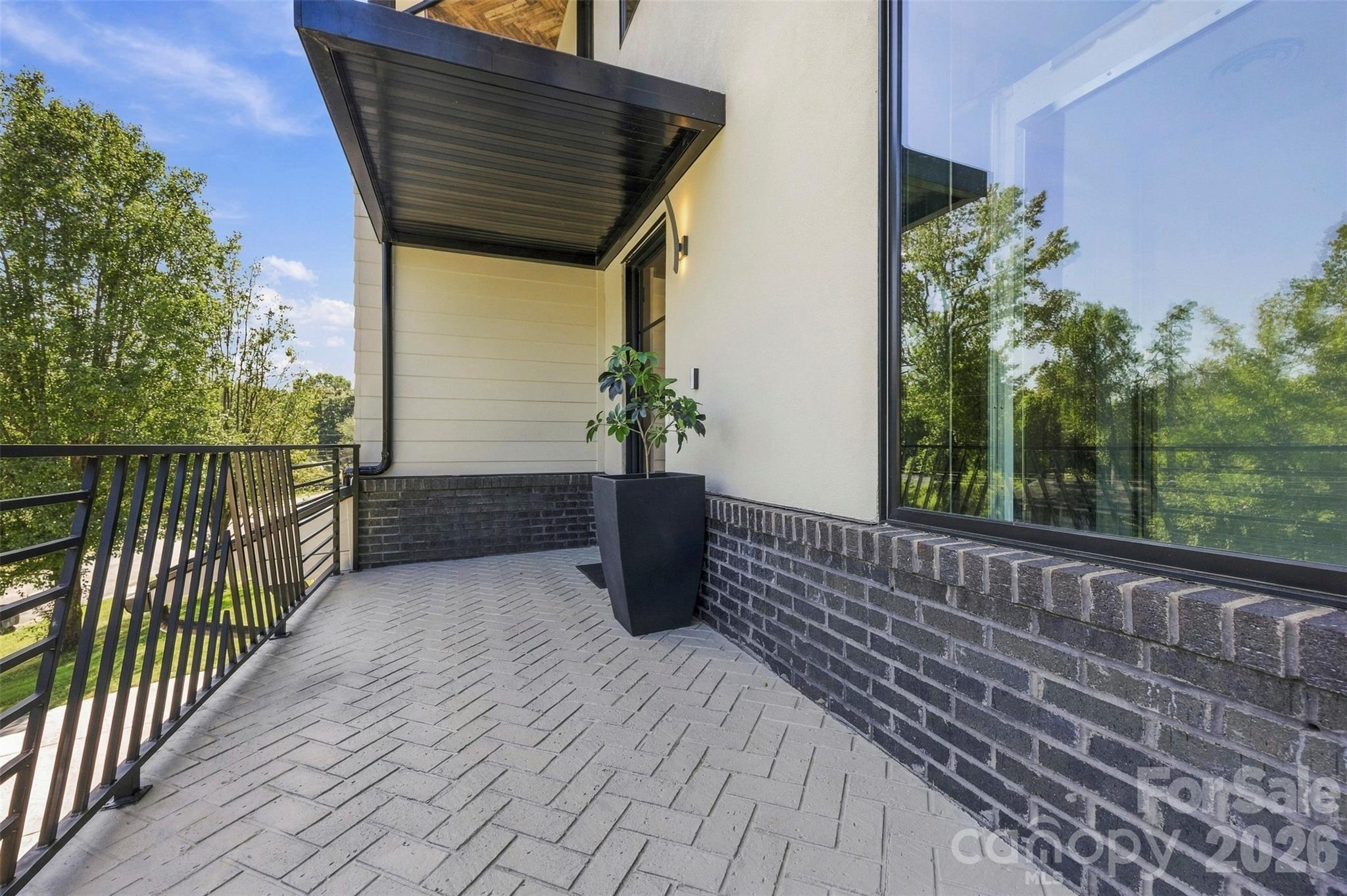 3416 Windsor Drive