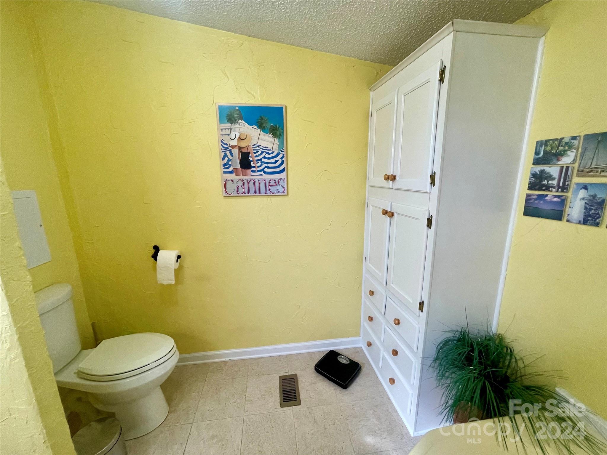 Western Acres - Residential