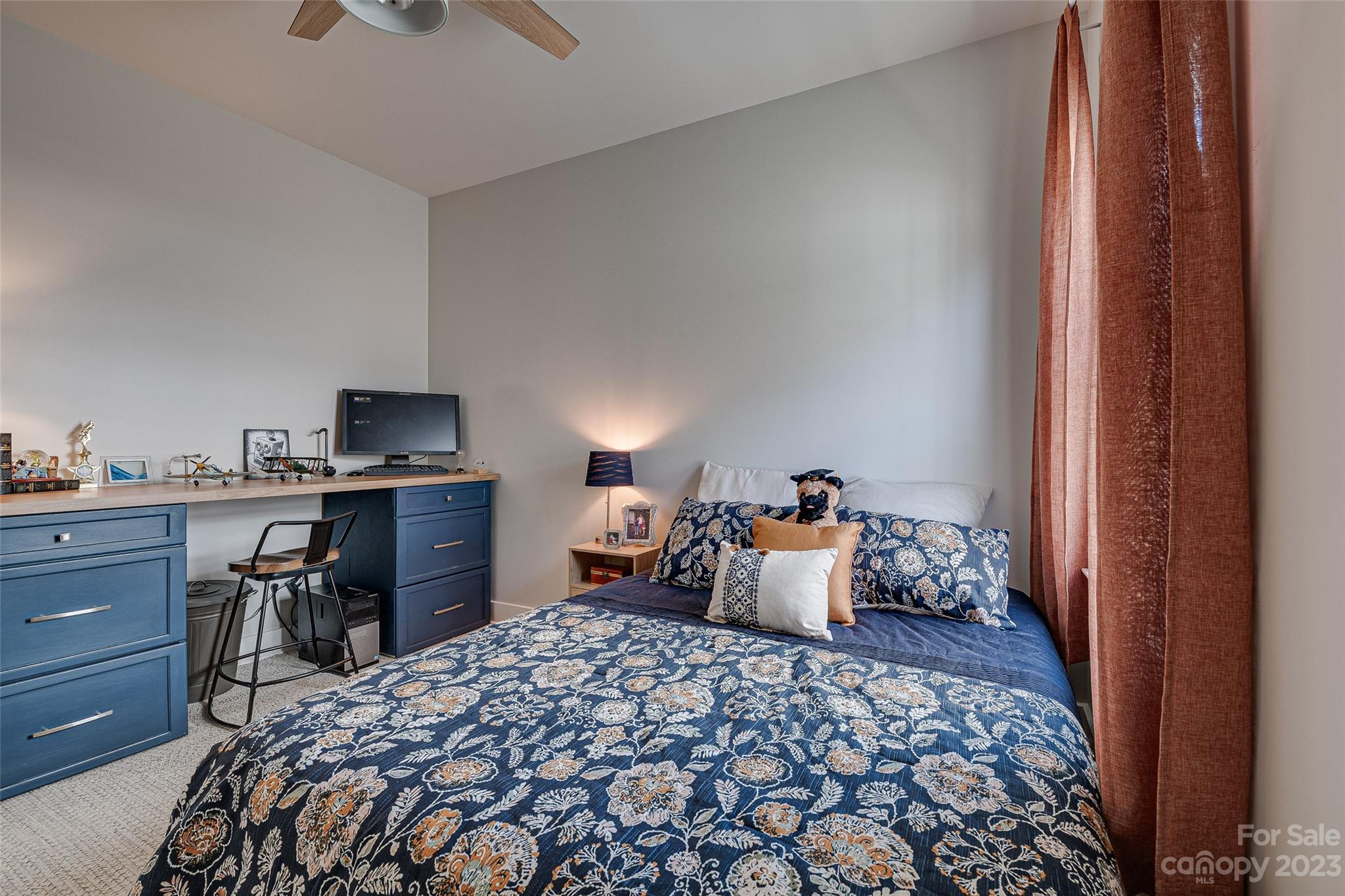 Riverwalk - Residential