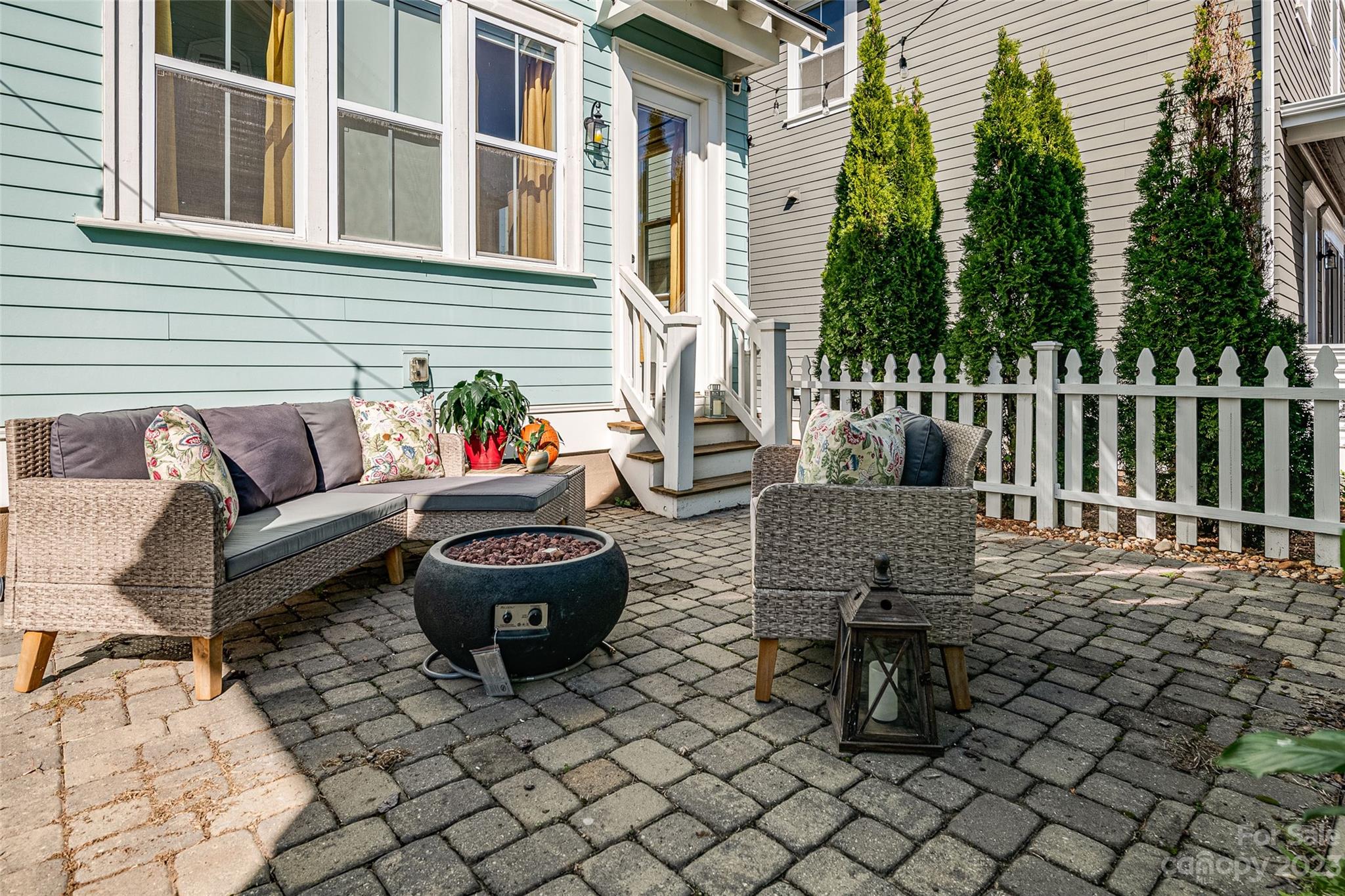 Riverwalk - Residential