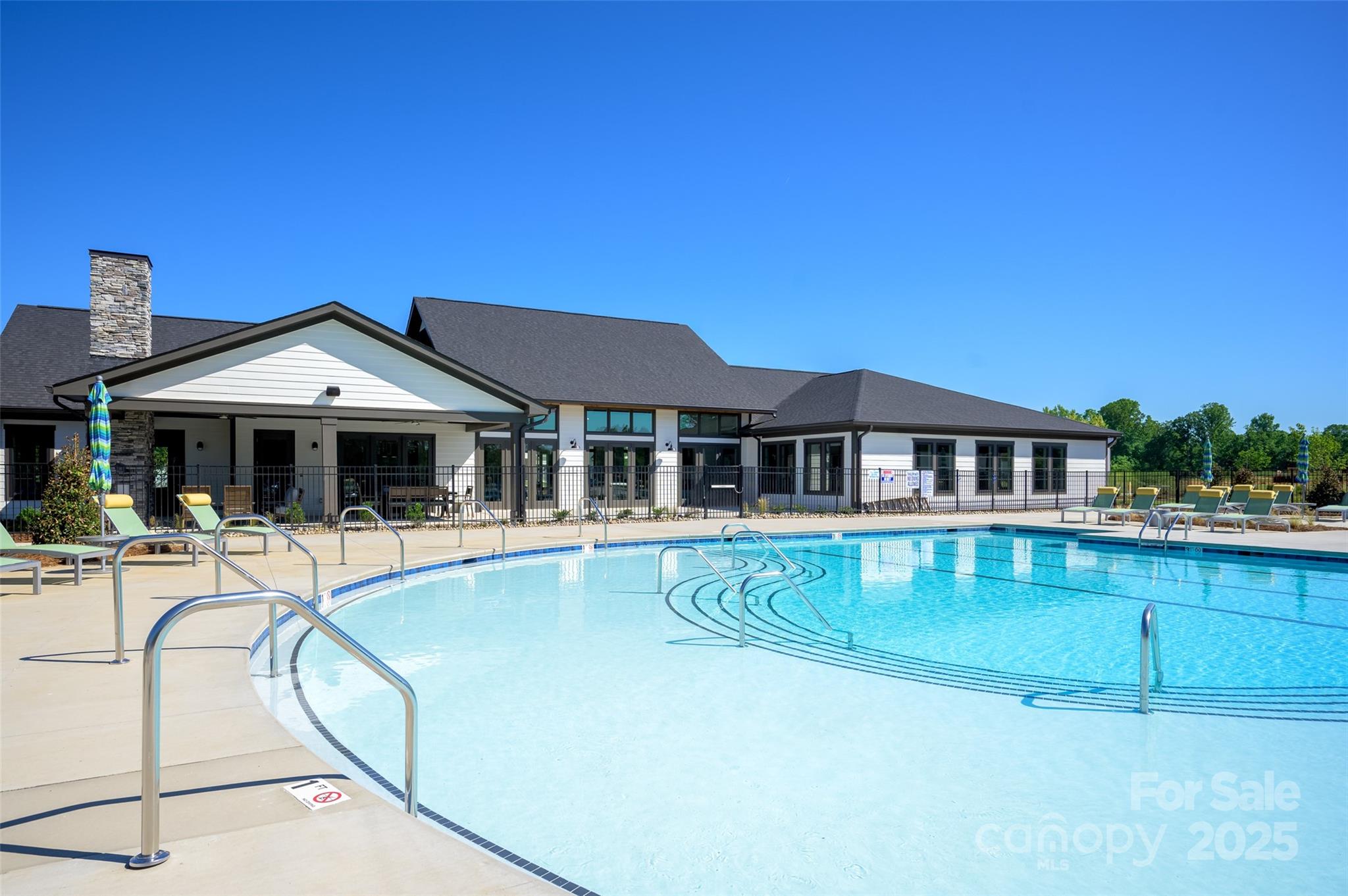Encore At Streamside - Residential
