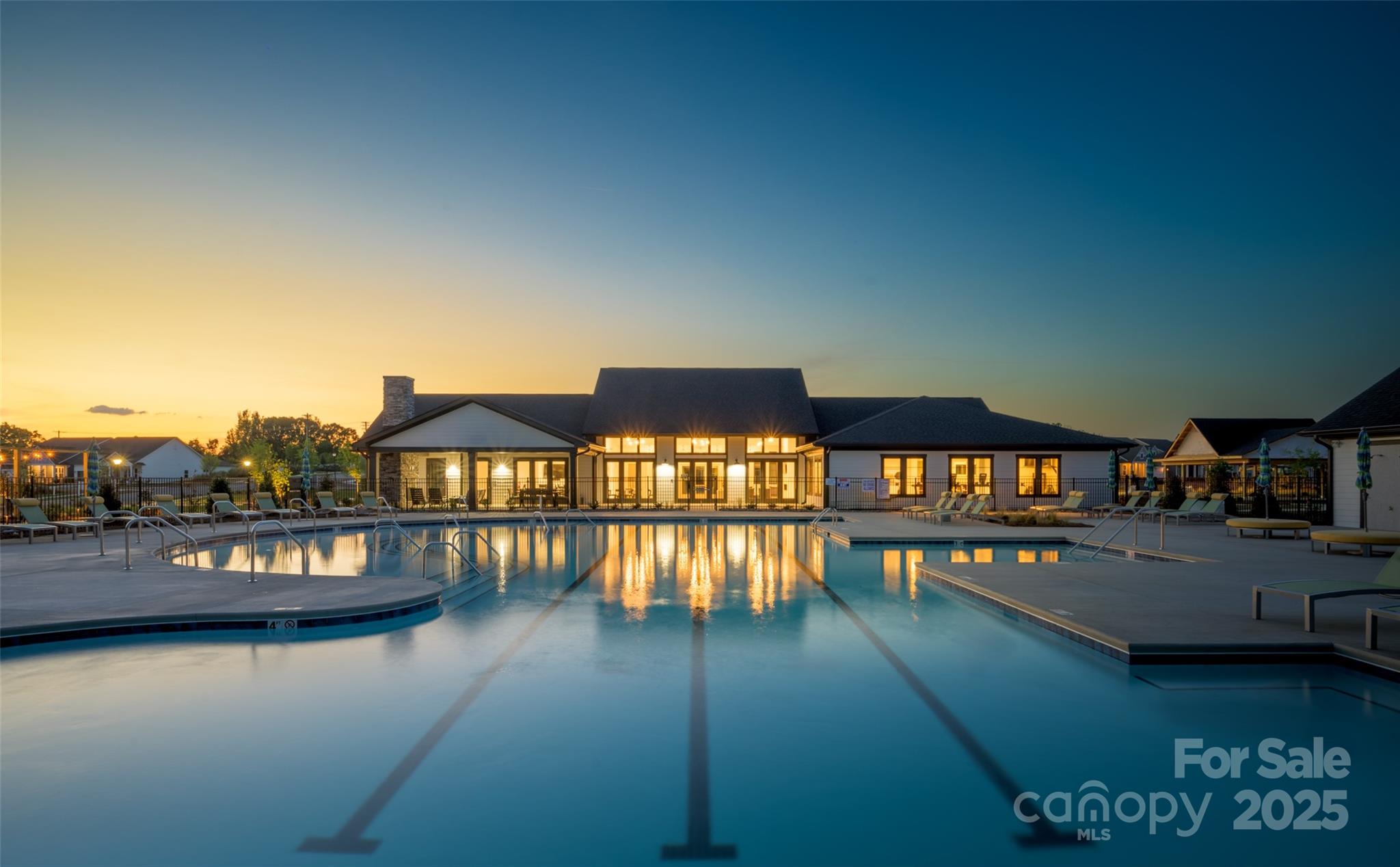Encore At Streamside - Residential