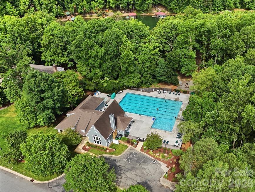 2125 Mt Isle Harbor Drive