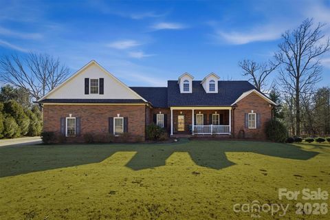 106 River Hills Way Morganton NC 28655