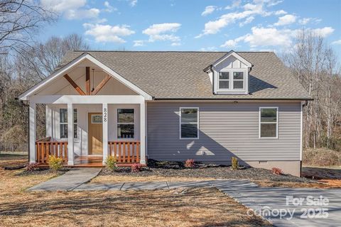 Photo of 828 Cabaniss Drive, Shelby, NC 28150 (MLS # 4319238)
