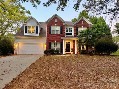 Photo of 120 Centerpoint Drive, Mooresville, NC 28115 (MLS # 4434790)