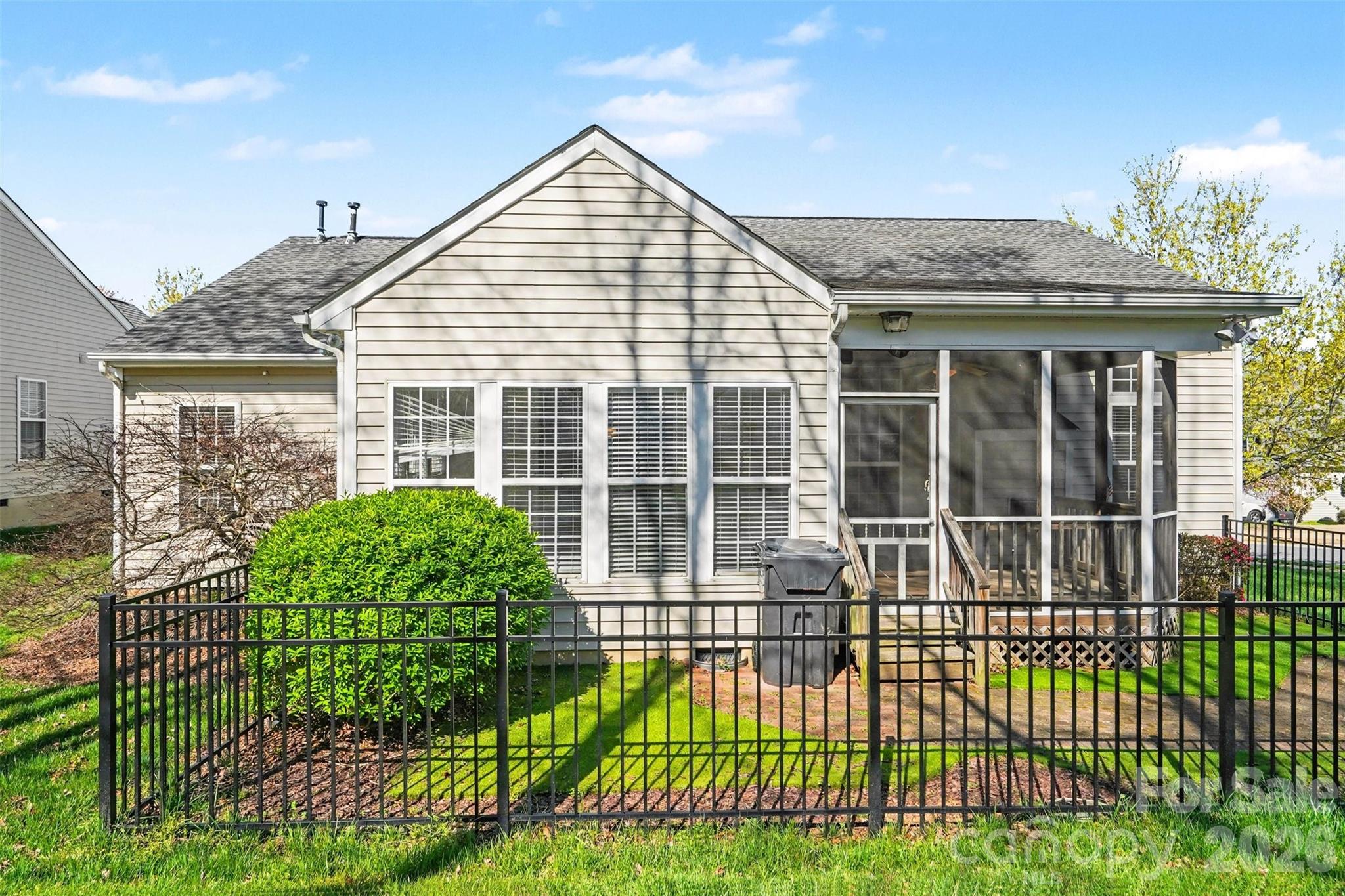 Glen Laurel - Residential