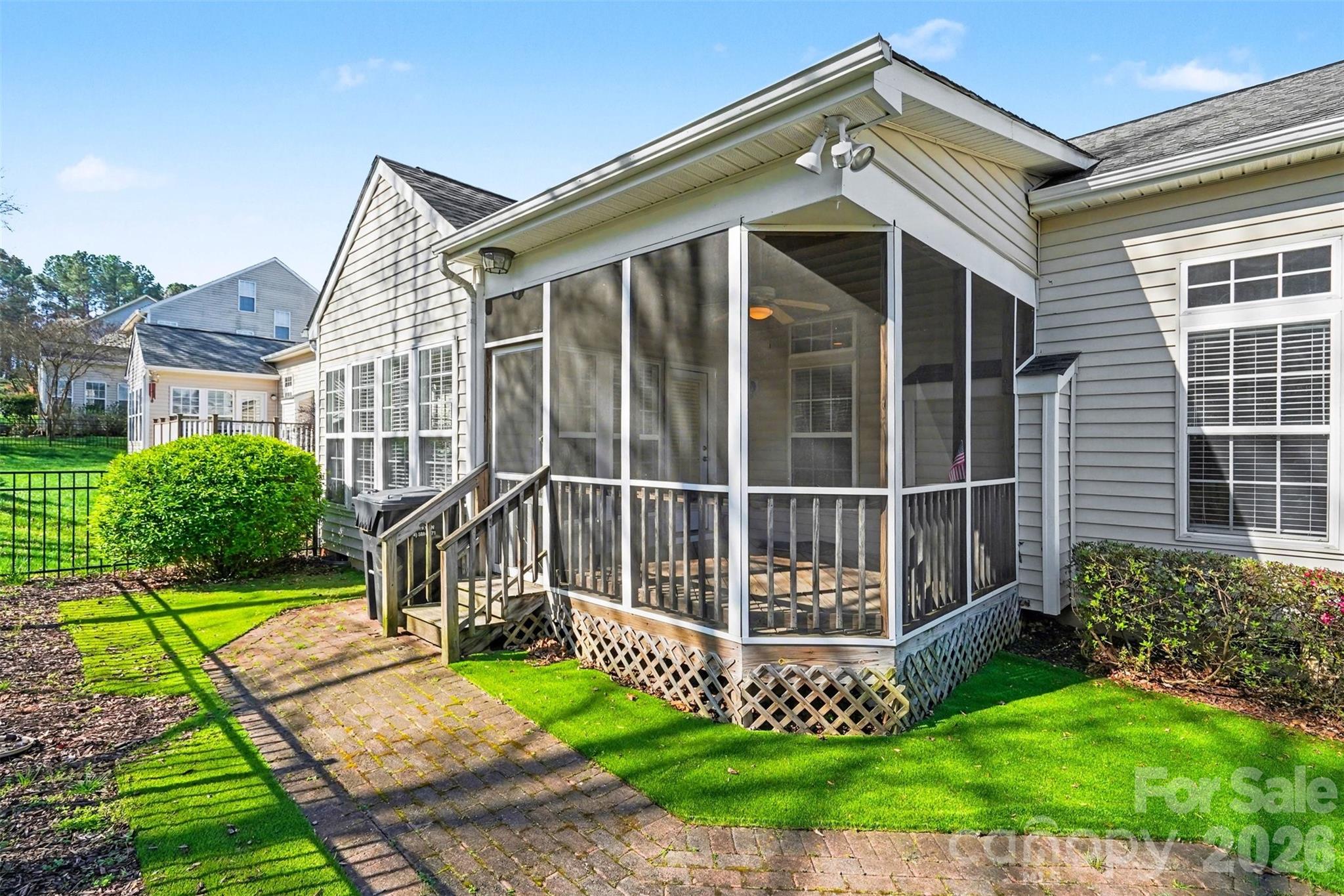 Glen Laurel - Residential