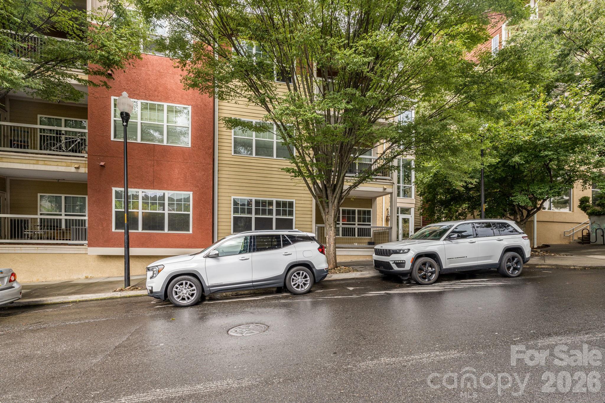175 S Lexington Avenue 106
