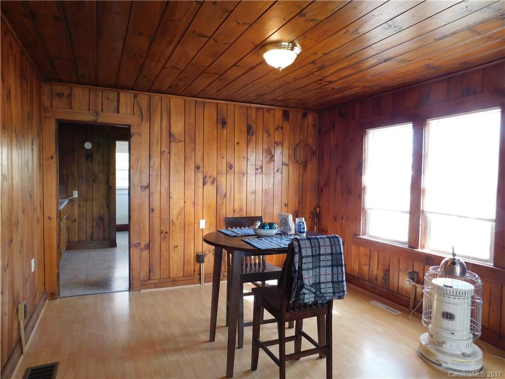 Holly Tree - Residential