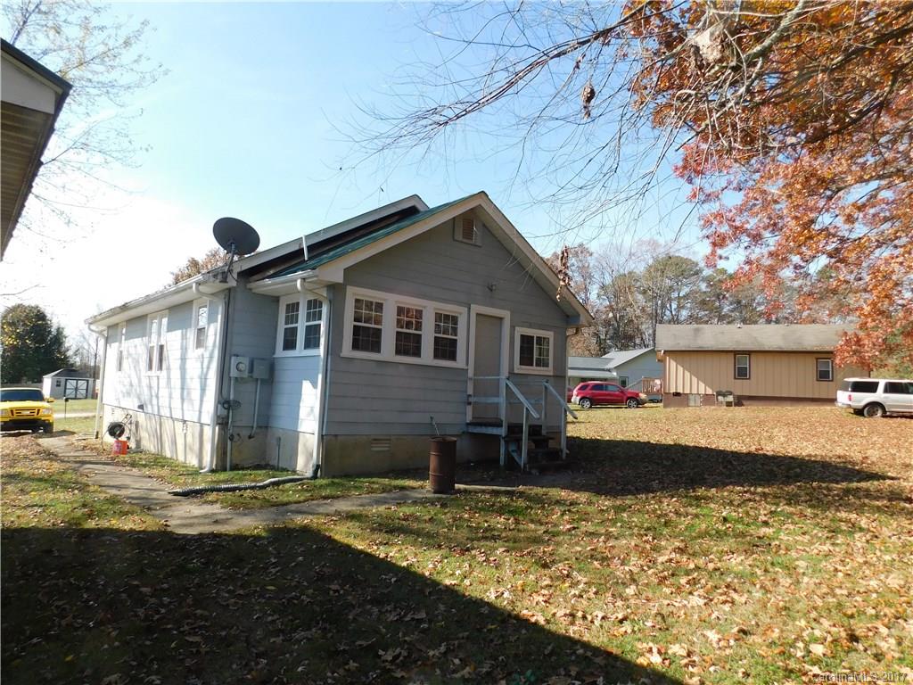 Holly Tree - Residential