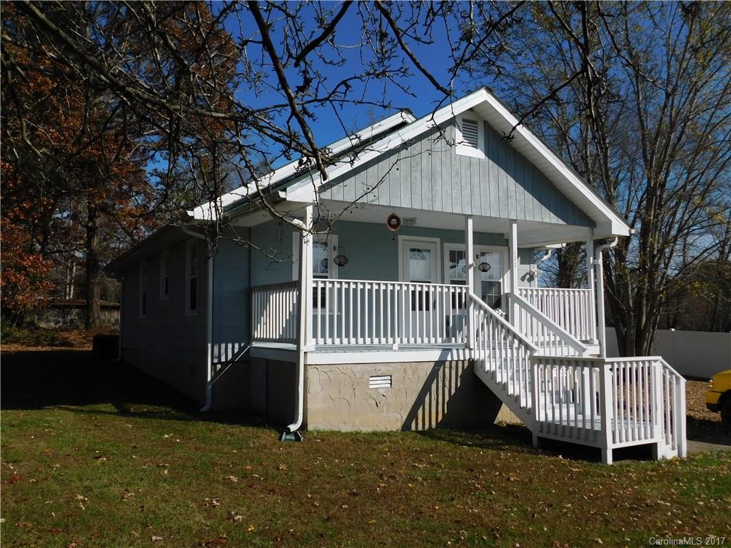 Holly Tree - Residential