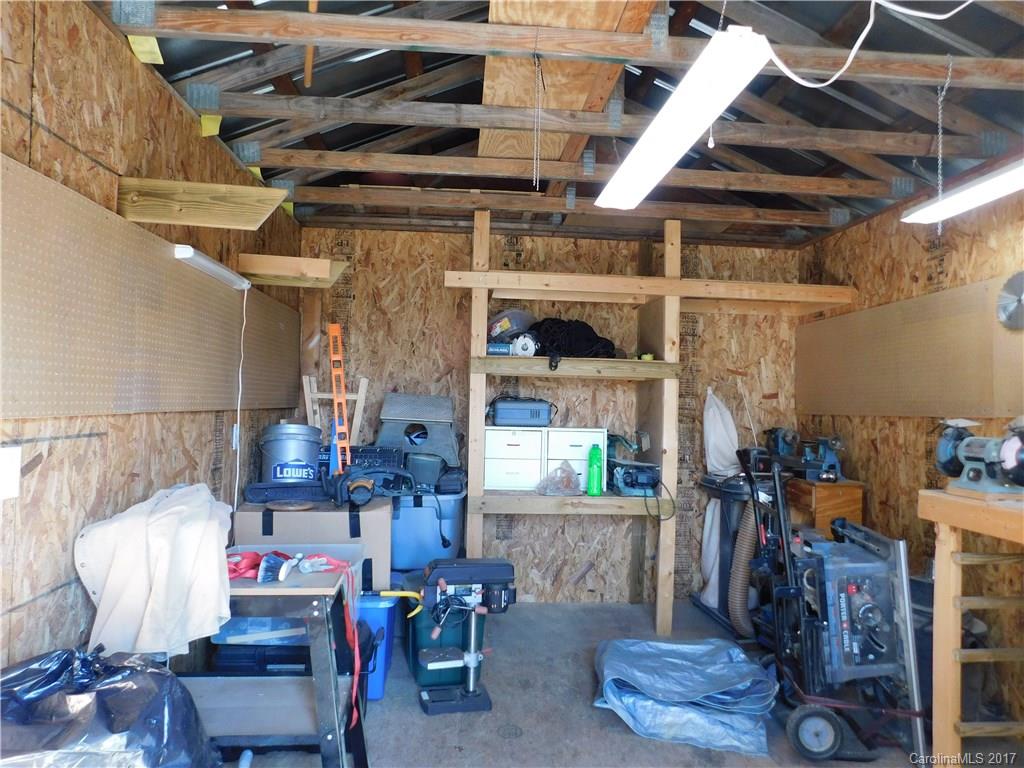 Holly Tree - Residential