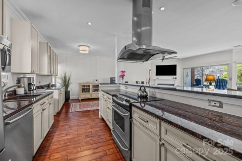 224 N Poplar Street 9 Charlotte NC 28202