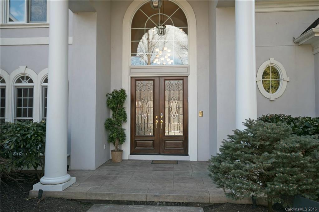 The Peninsula - Residential