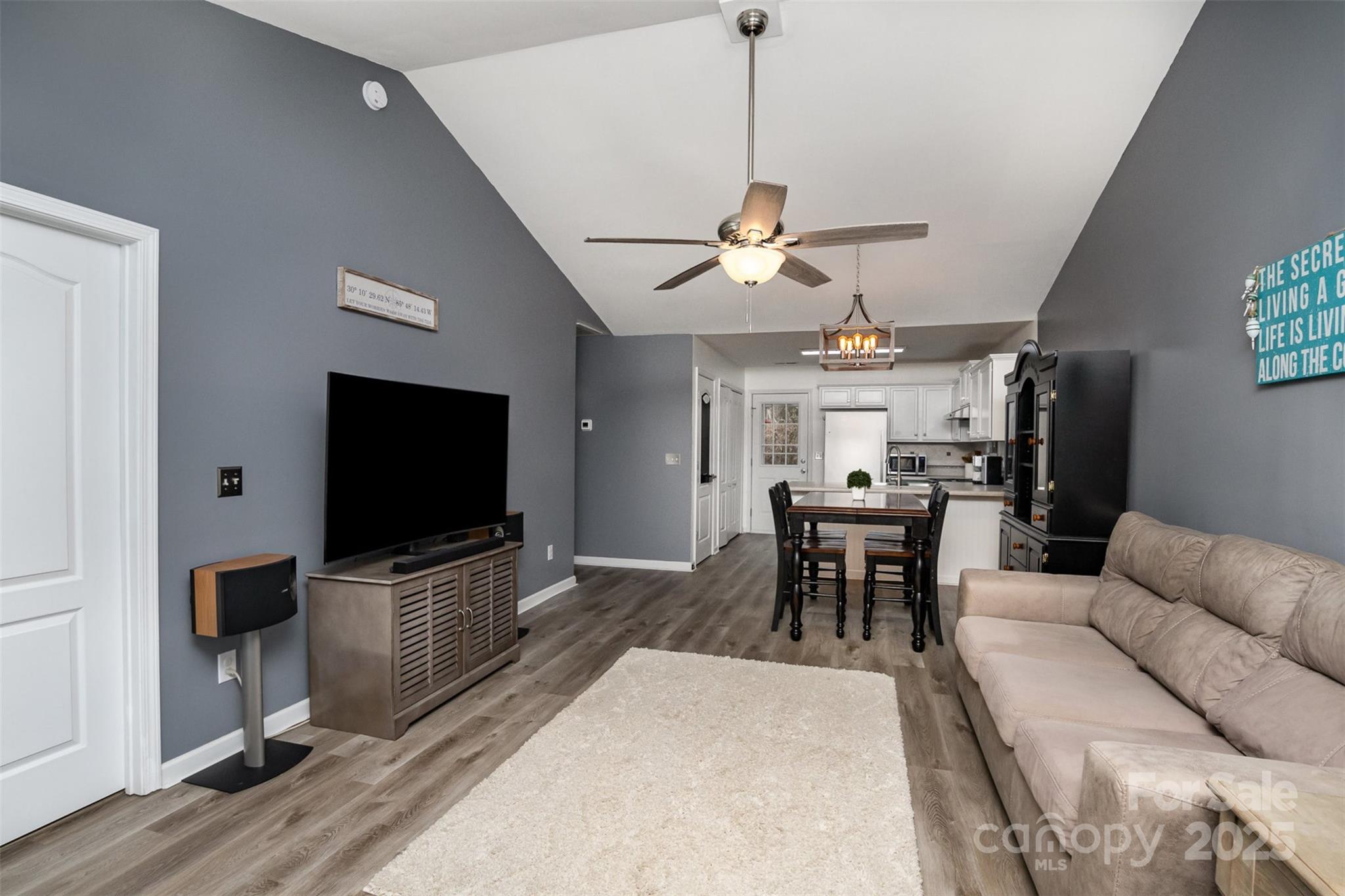 Avery Lake - Residential