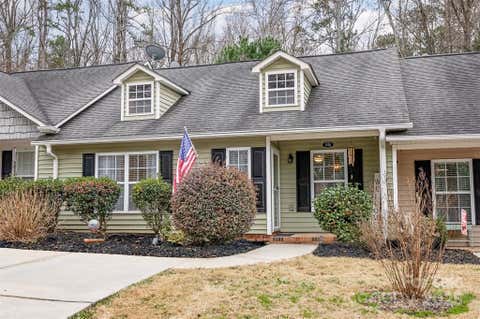 Photo for 543 Weavers Crossing