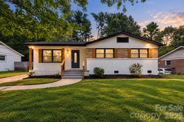 1539 STARBROOK DR, CHARLOTTE, NC 28210 - Image b25390033864eccd8a0d4046a2fe814f/4135213409