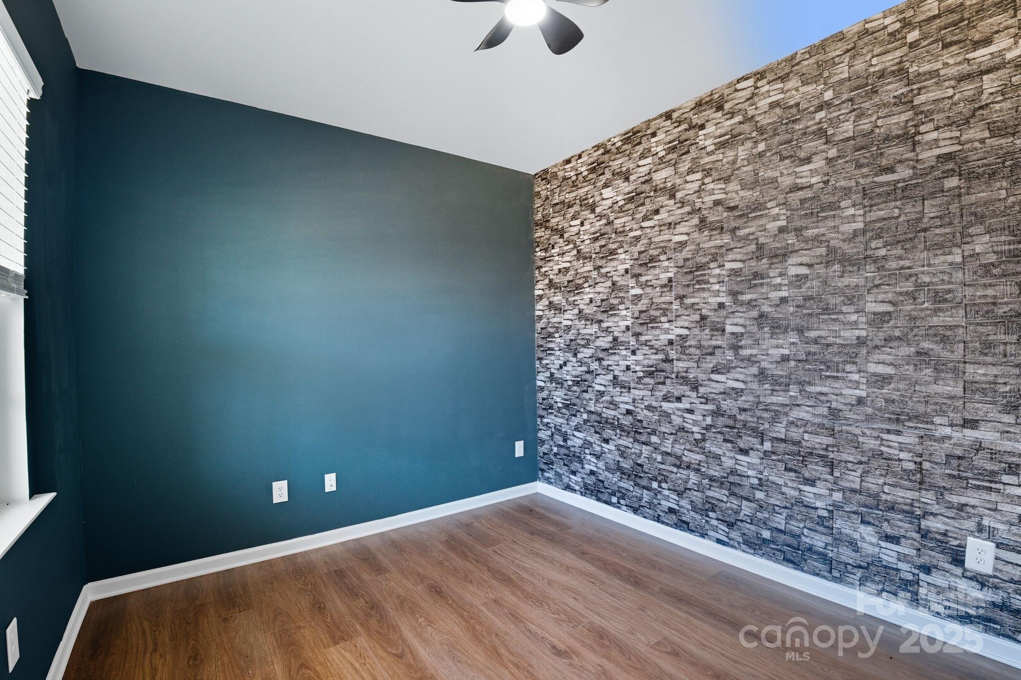 5580 Soft Shell Drive