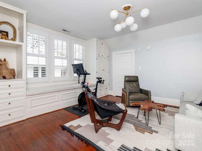 Myers Park - Residential