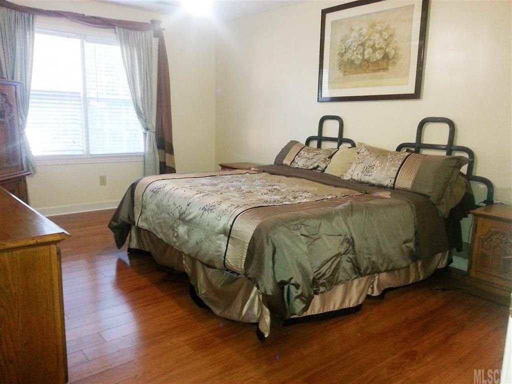 Hickory Woods - Residential